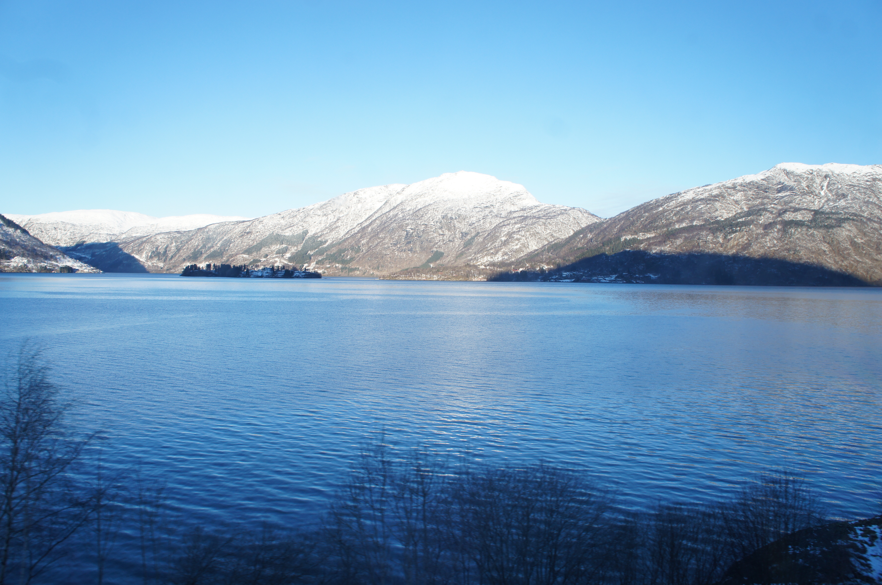 Fiordo cerca de Bergen