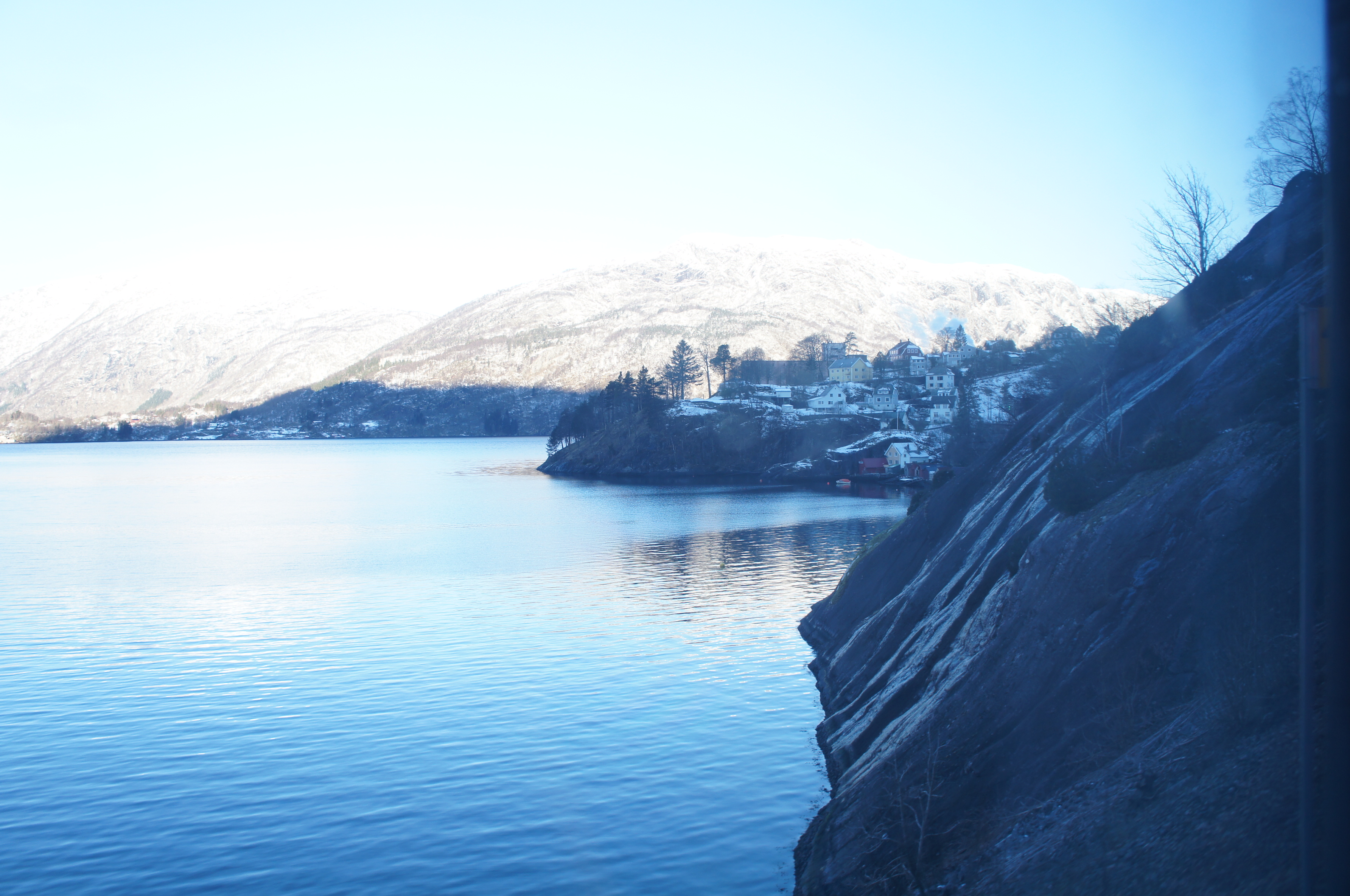 Fiordo cerca de Bergen